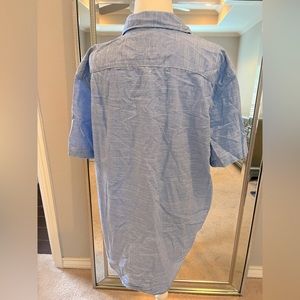 Men’s American Eagle Casual Button Down Short Sleeve Shirt